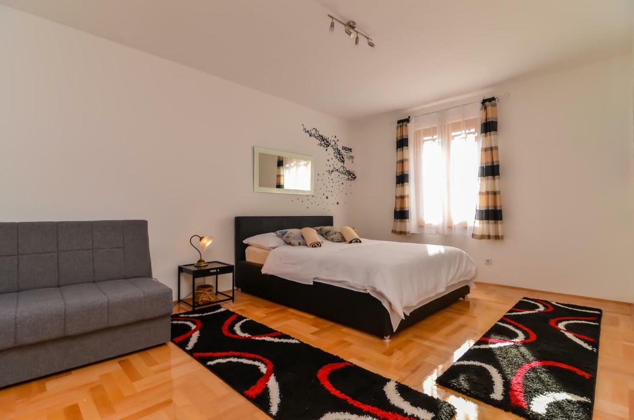 Centroom Zadar Luaran gambar
