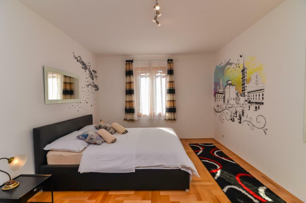 Centroom Zadar Luaran gambar